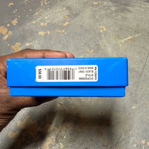 wallet - Picture 4 of 4